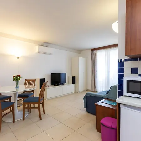 Bellavista Apartman Punta Veli Lošinj Buitenkant foto