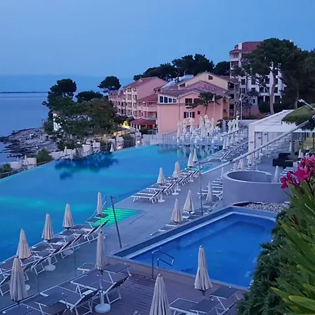 Bellavista Apartman Punta Veli Lošinj Buitenkant foto